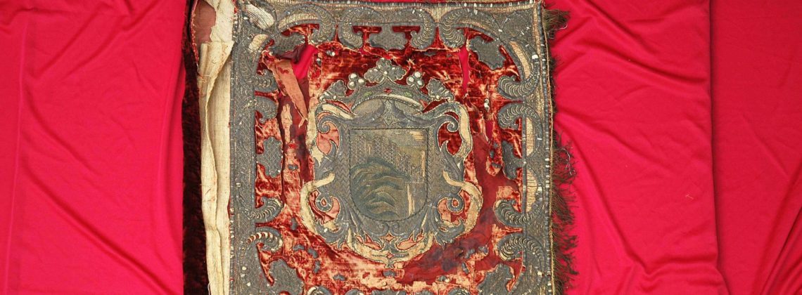 Lee más sobre el artículo Restauración del Pendón Real de Carlos III