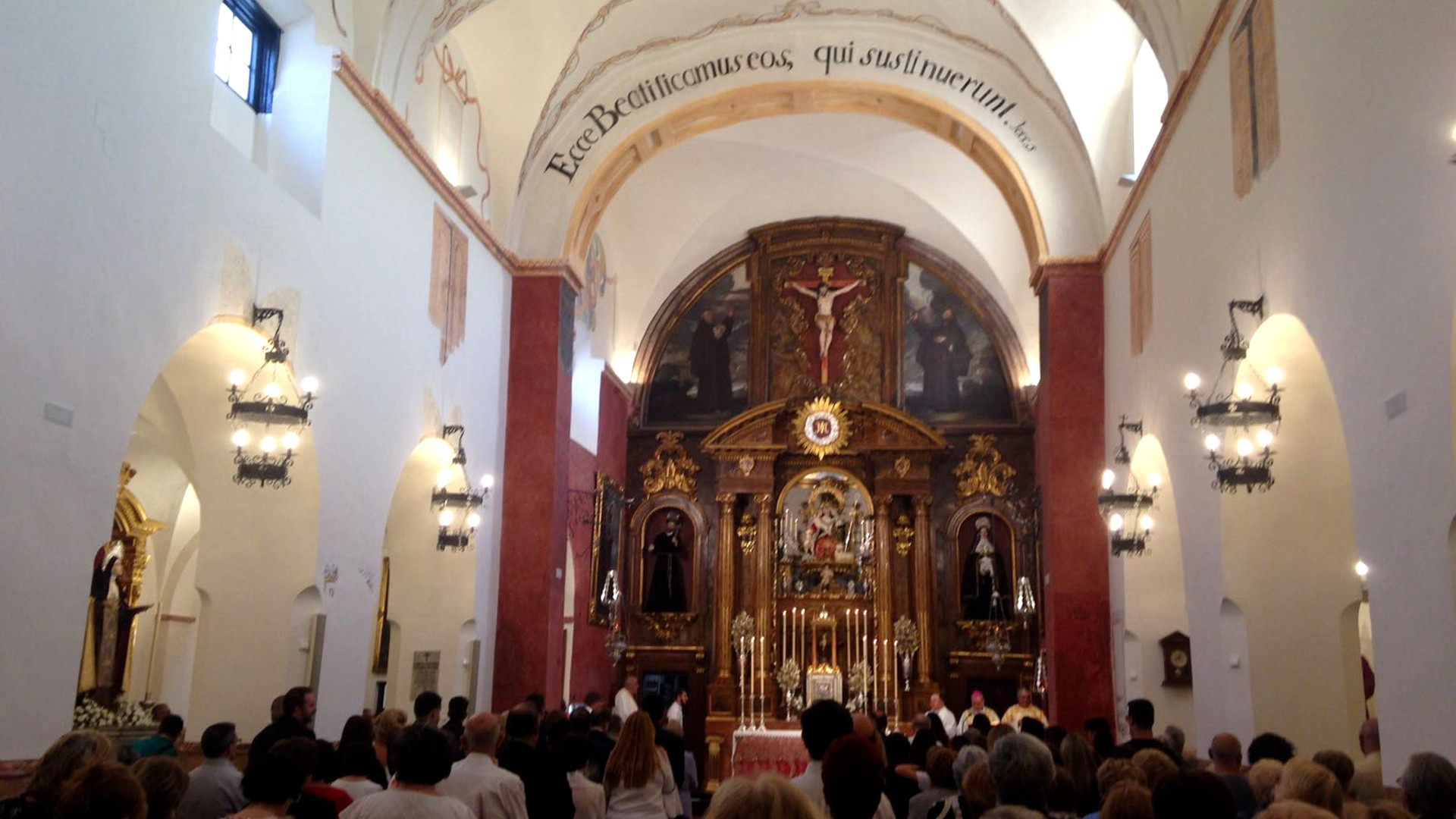 Lee más sobre el artículo Los tesoros de Capuchinos vuelven a brillar en la iglesia de la Divina Pastora