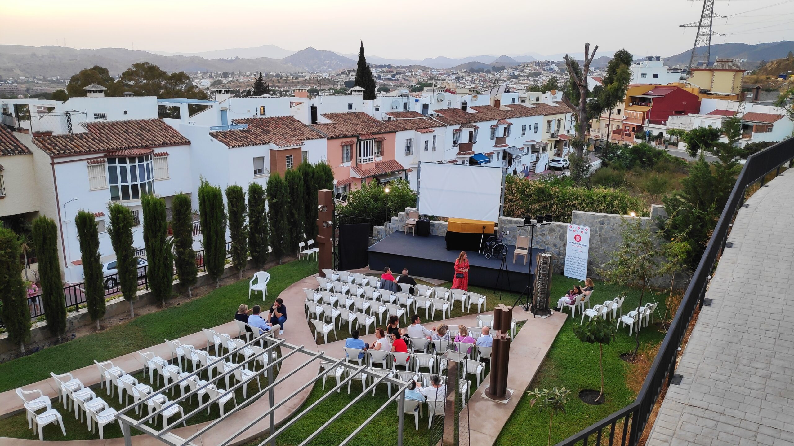 Lee más sobre el artículo Últimos días para presentar obras al Certamen de Teatro Suso de Marcos-Ciudad de Málaga