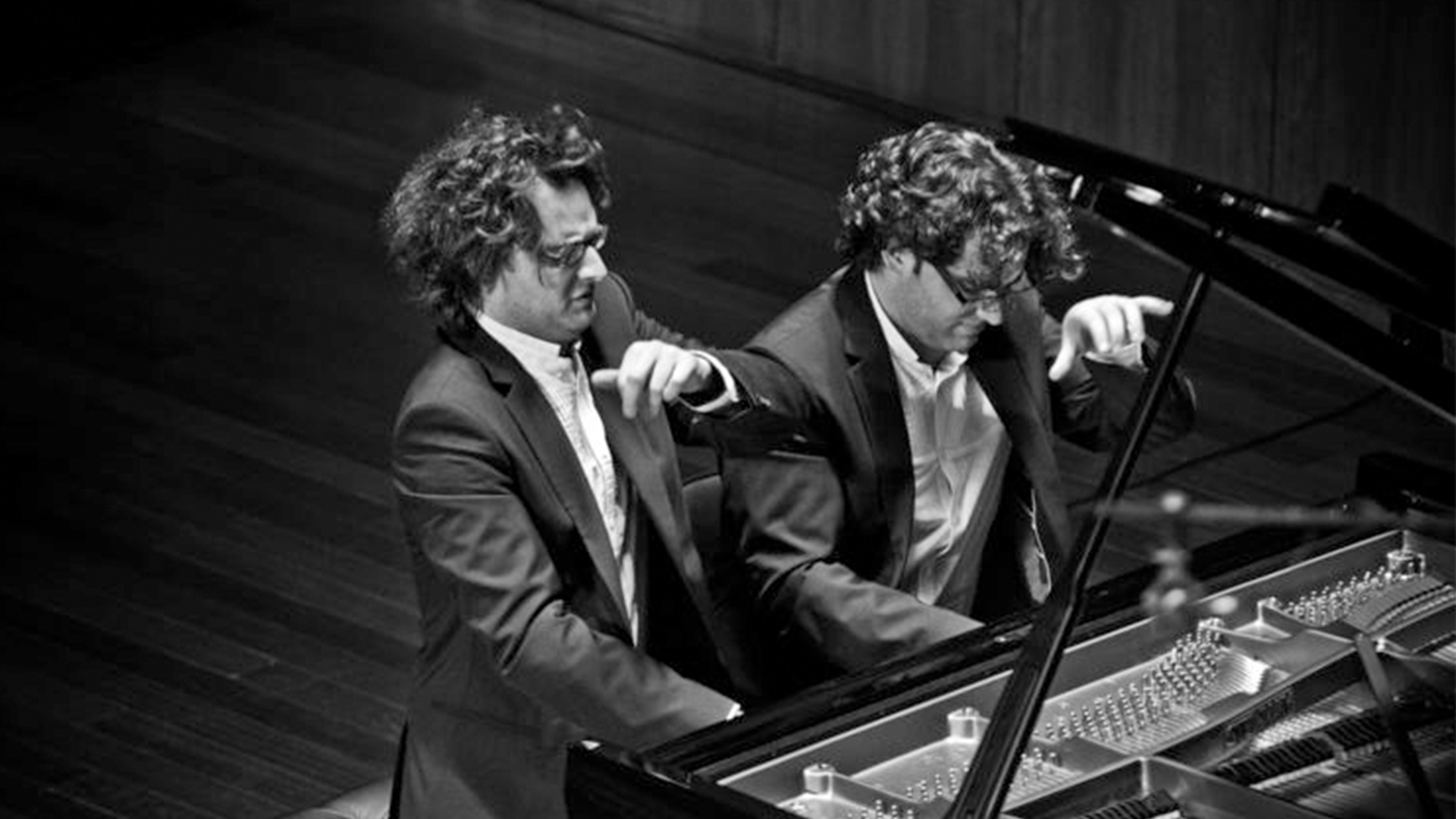 Lee más sobre el artículo El Dúo del Valle busca mecenas para lanzar en Full HD su concierto en el Ciclo «Grandes Intérpretes»