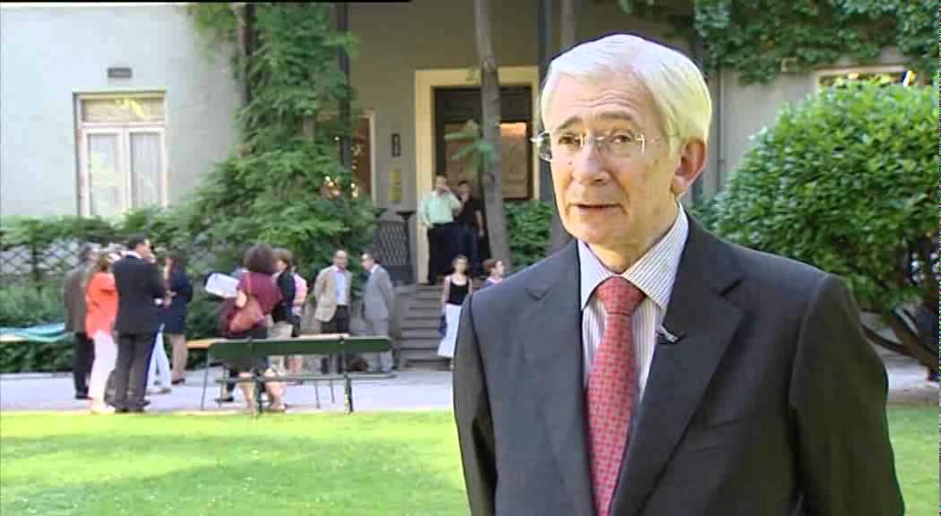 Lee más sobre el artículo Regresa la Tribuna Euromediterránea con la conferencia de Óscar Alzaga