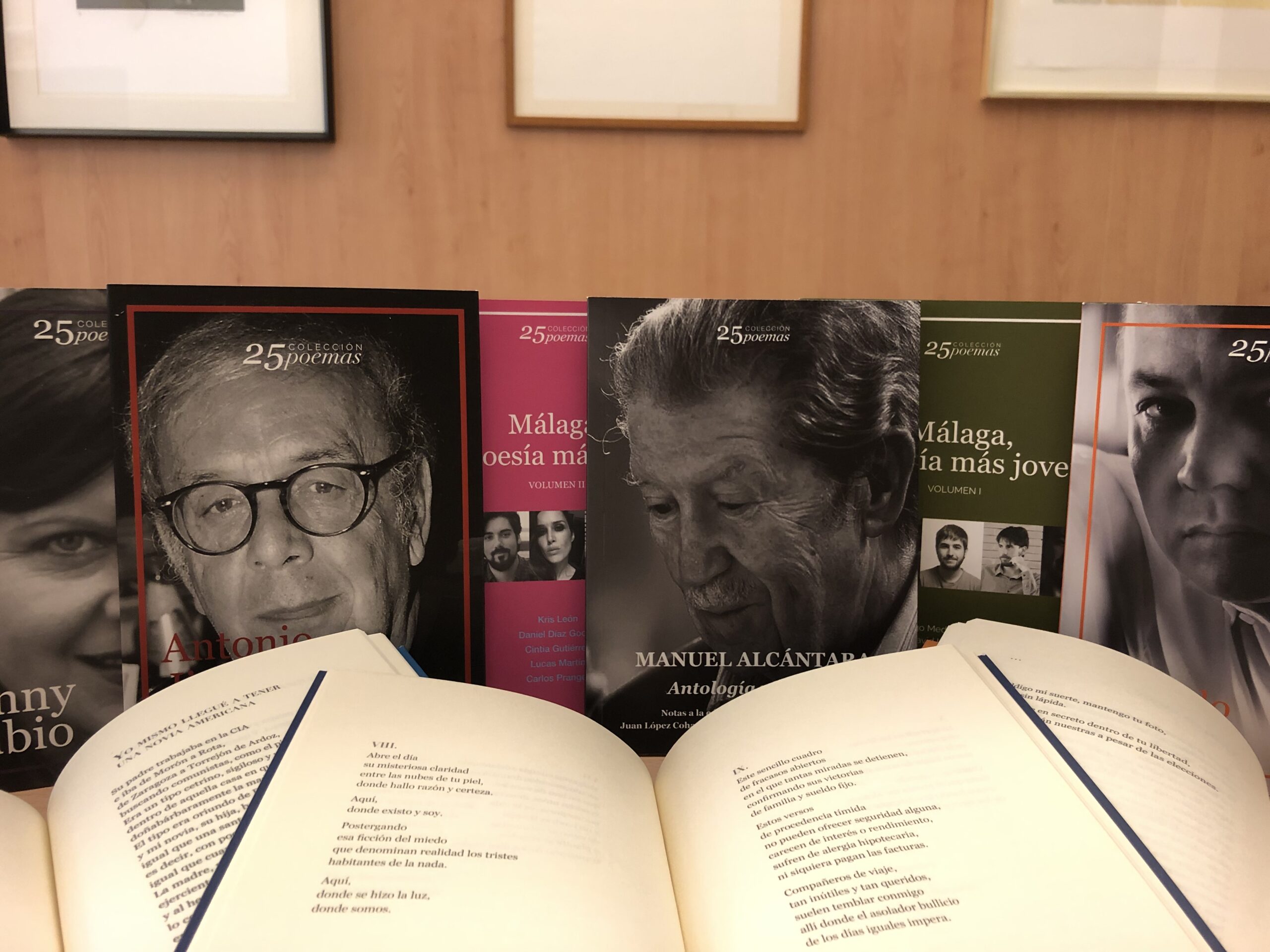 Lee más sobre el artículo ¡YA HAY GANADOR! Sorteo por el Día Mundial de la Poesía: consigue la colección 25 poemas