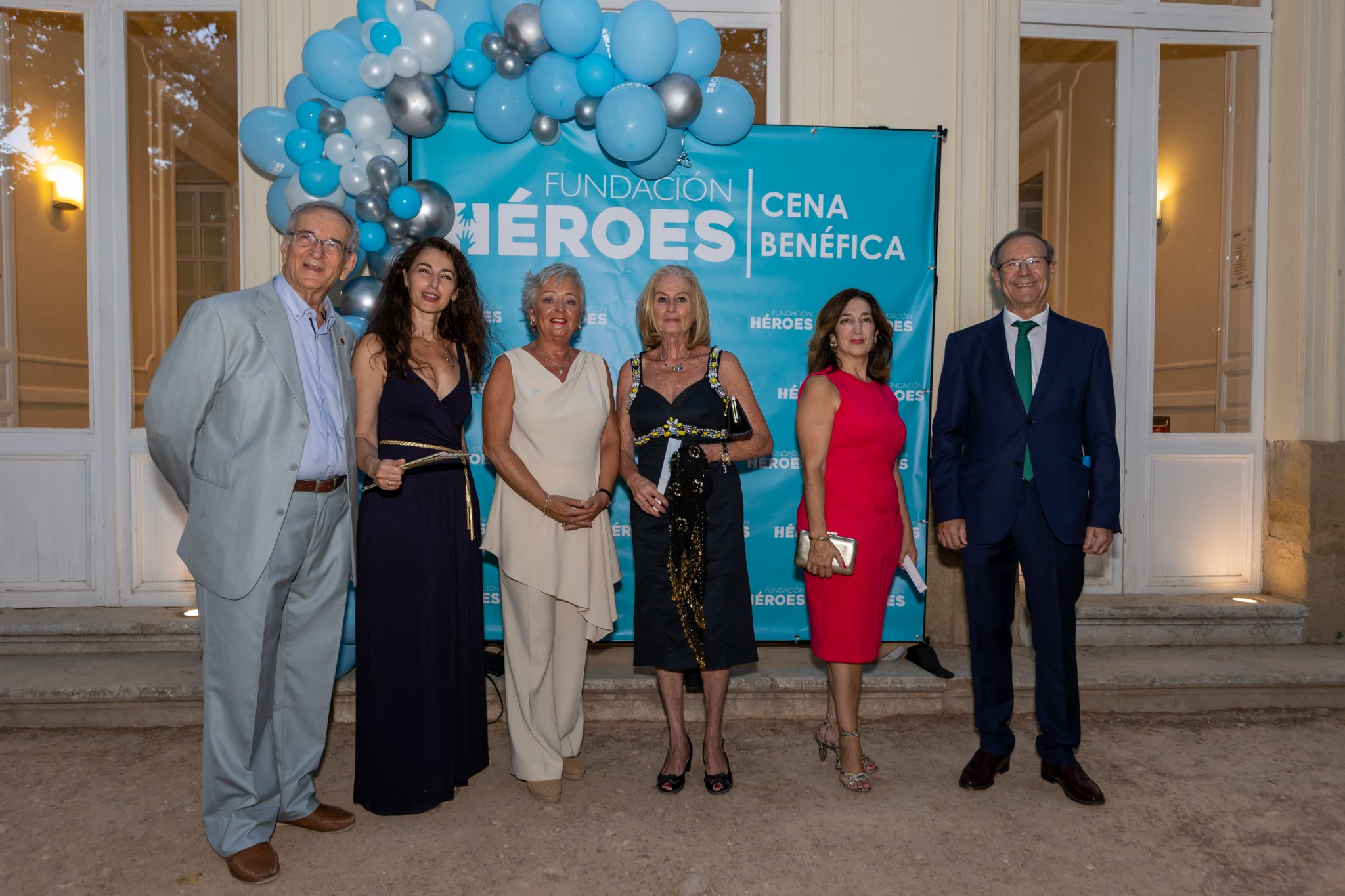 Lee más sobre el artículo Juan Cobalea recibe el reconocimiento al compromiso de Fundación Héroes en su II Cena Benéfica