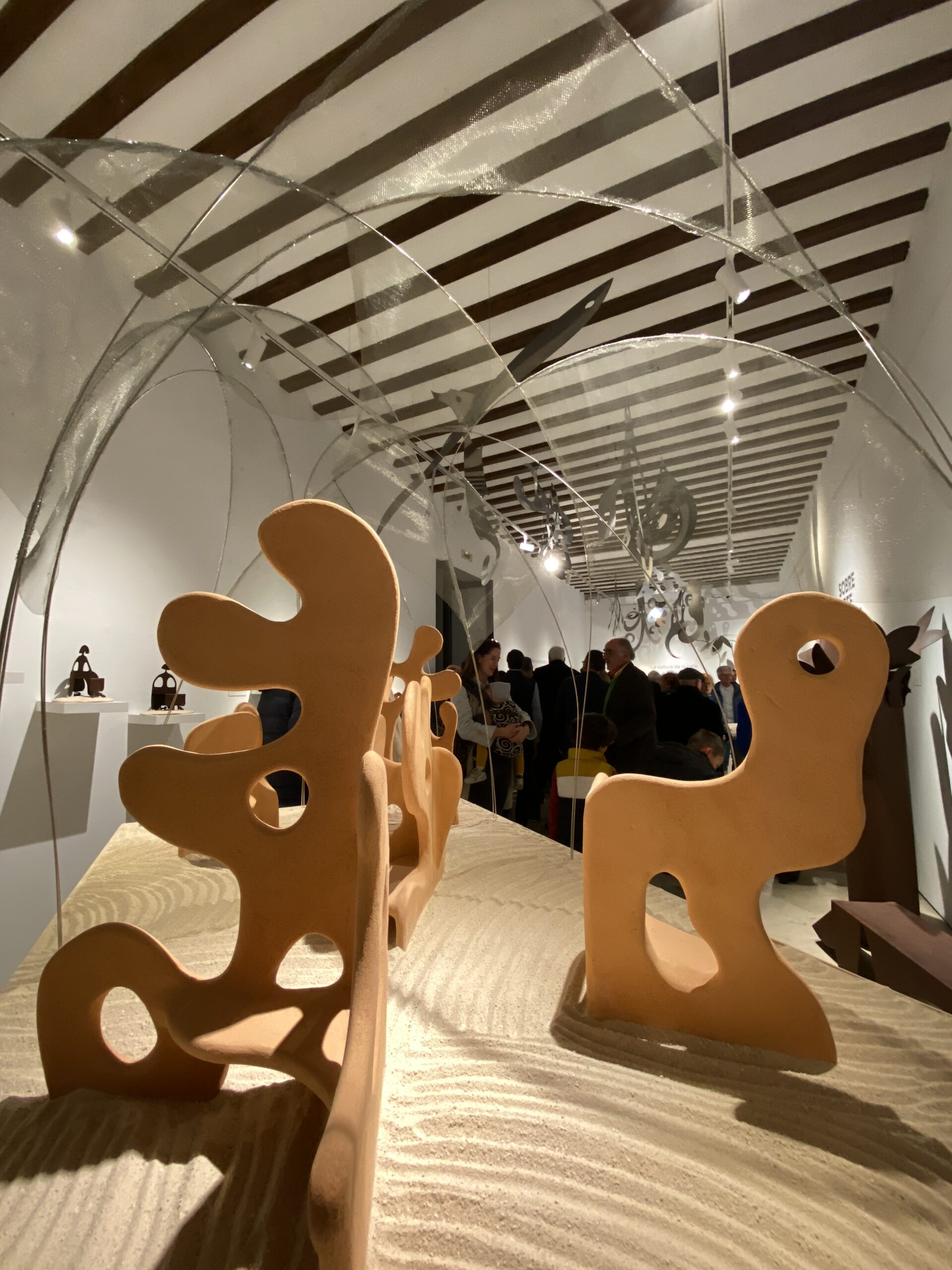 Lee más sobre el artículo EN IMÁGENES | Así fue la inauguración de «Sobre arte urbano» de Machú Harras